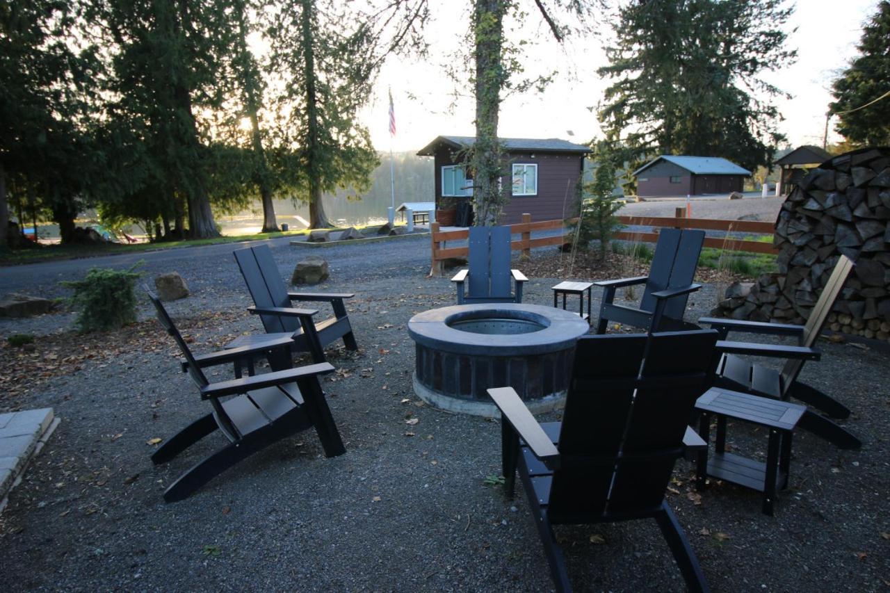 Onalaska Luxe Lake Cabin Hot Tub Grill Firepit Ev Charger מראה חיצוני תמונה